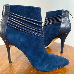 Saks Fifth Avenue Ankle Booties in Navy Suede